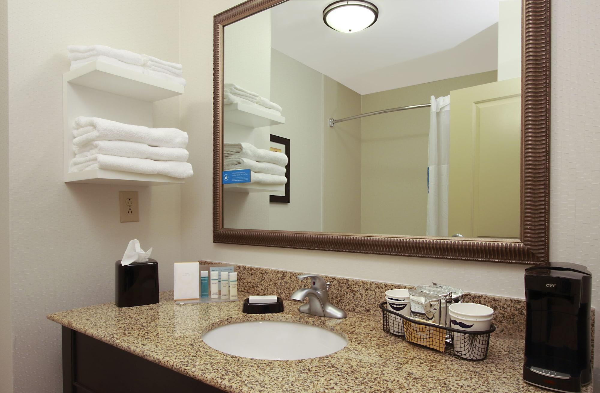 Hampton Inn Winfield Tucker Bagian luar foto