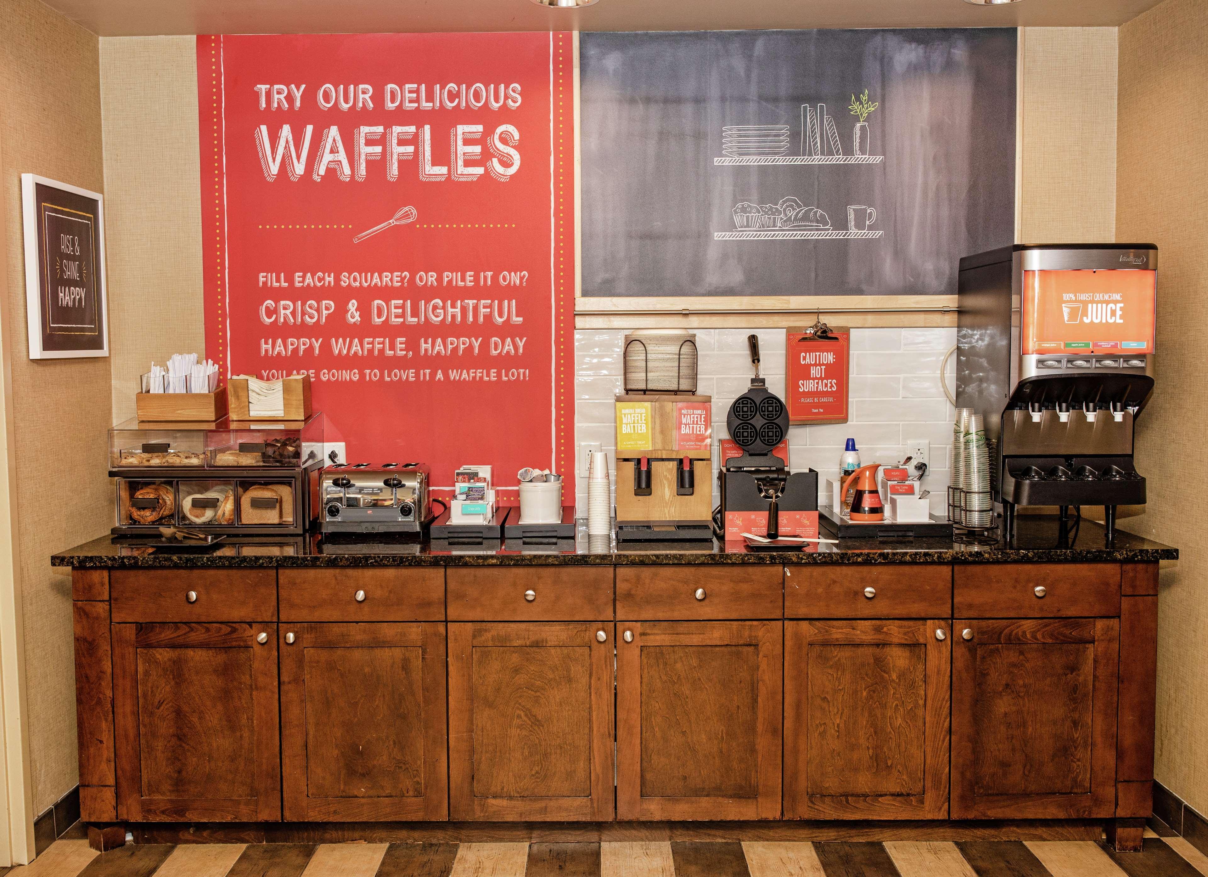 Hampton Inn Winfield Tucker Bagian luar foto