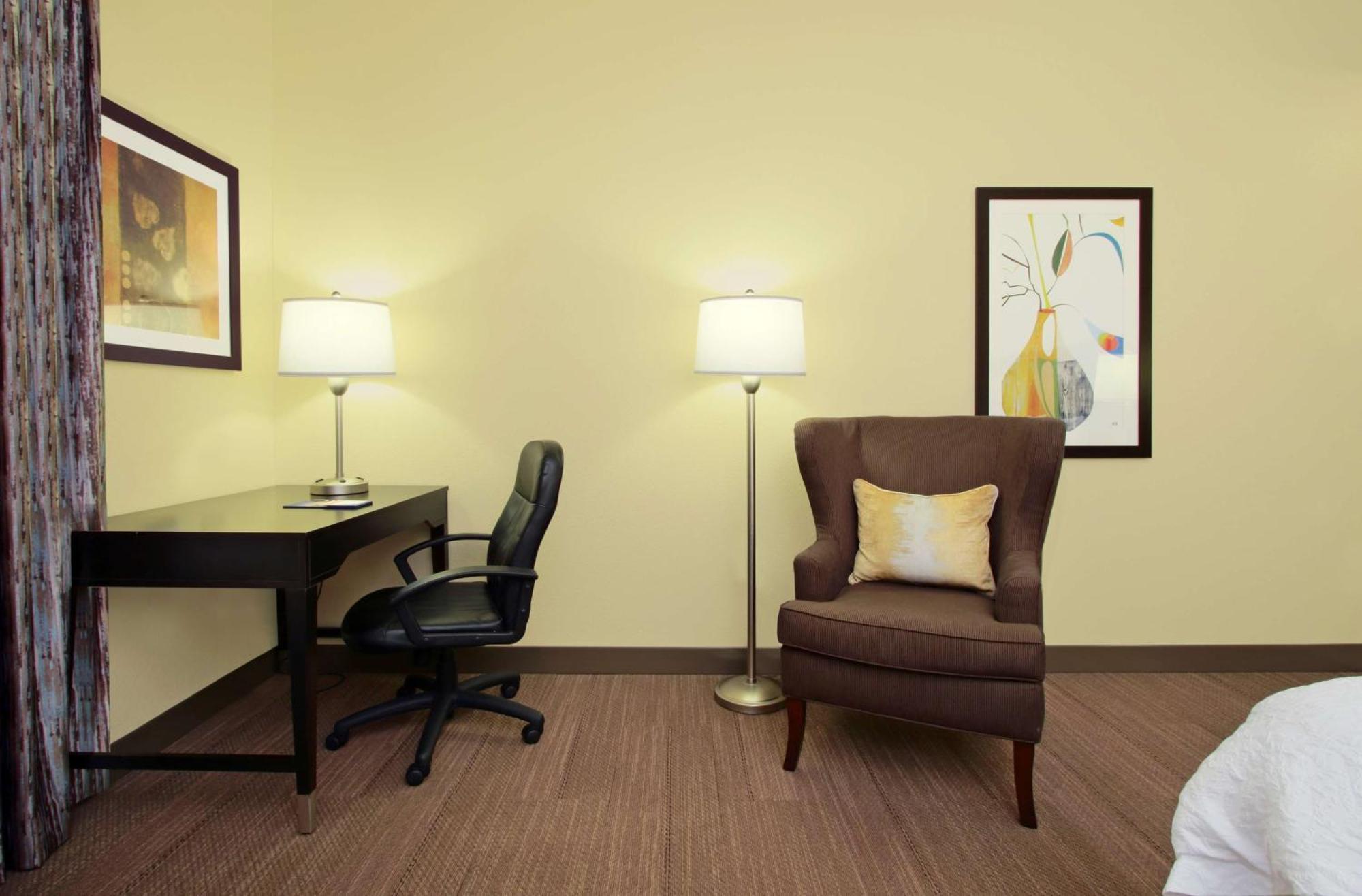 Hampton Inn Winfield Tucker Bagian luar foto