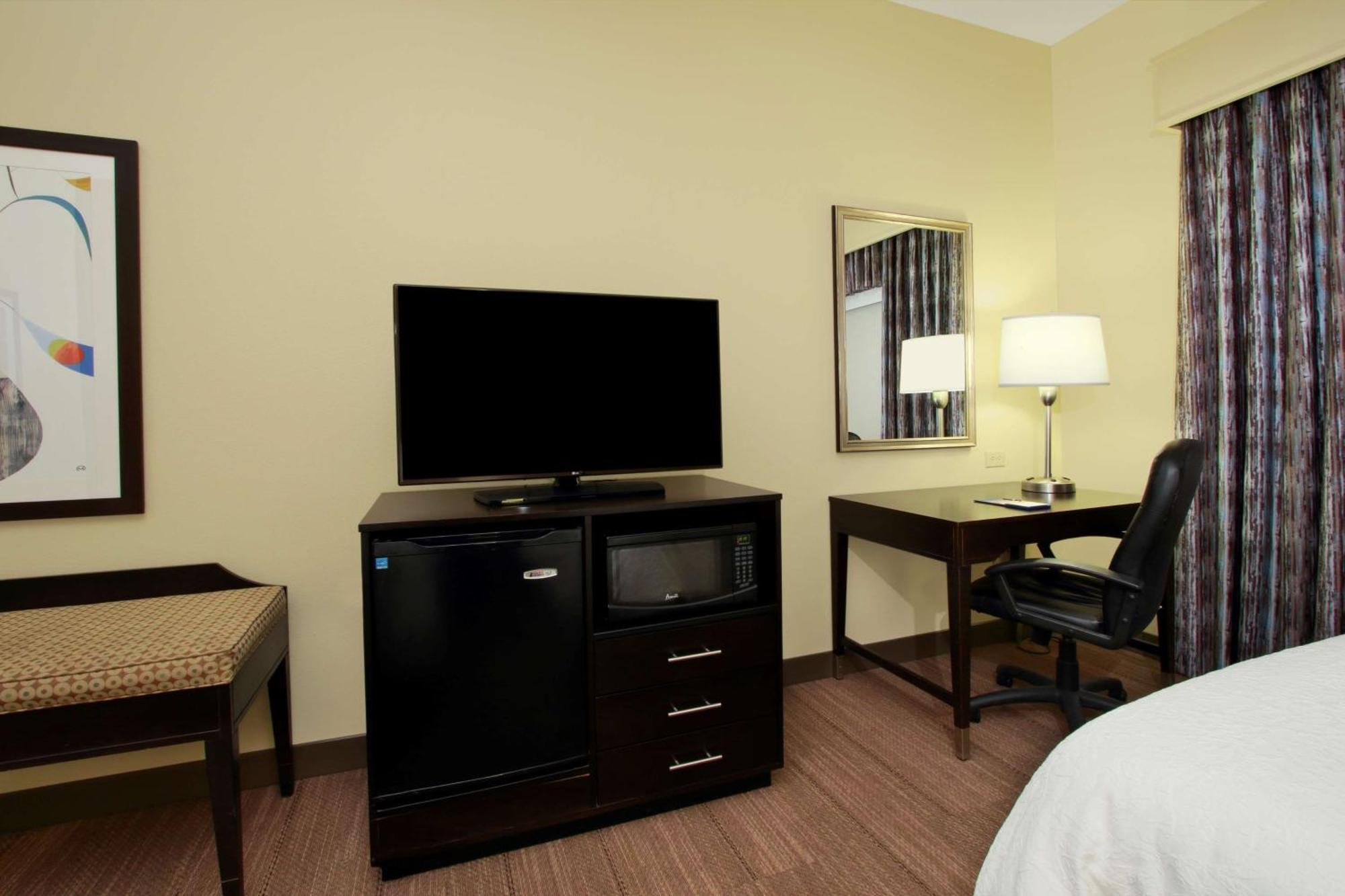 Hampton Inn Winfield Tucker Bagian luar foto