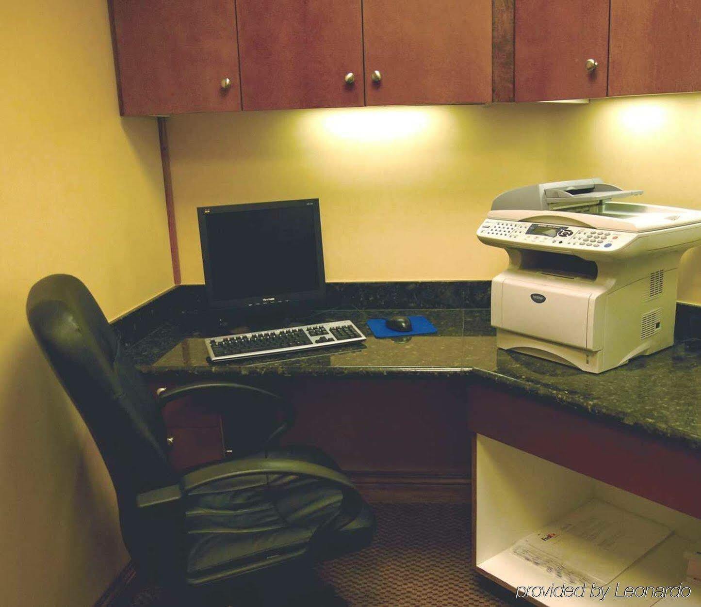 Hampton Inn Winfield Tucker Bagian luar foto